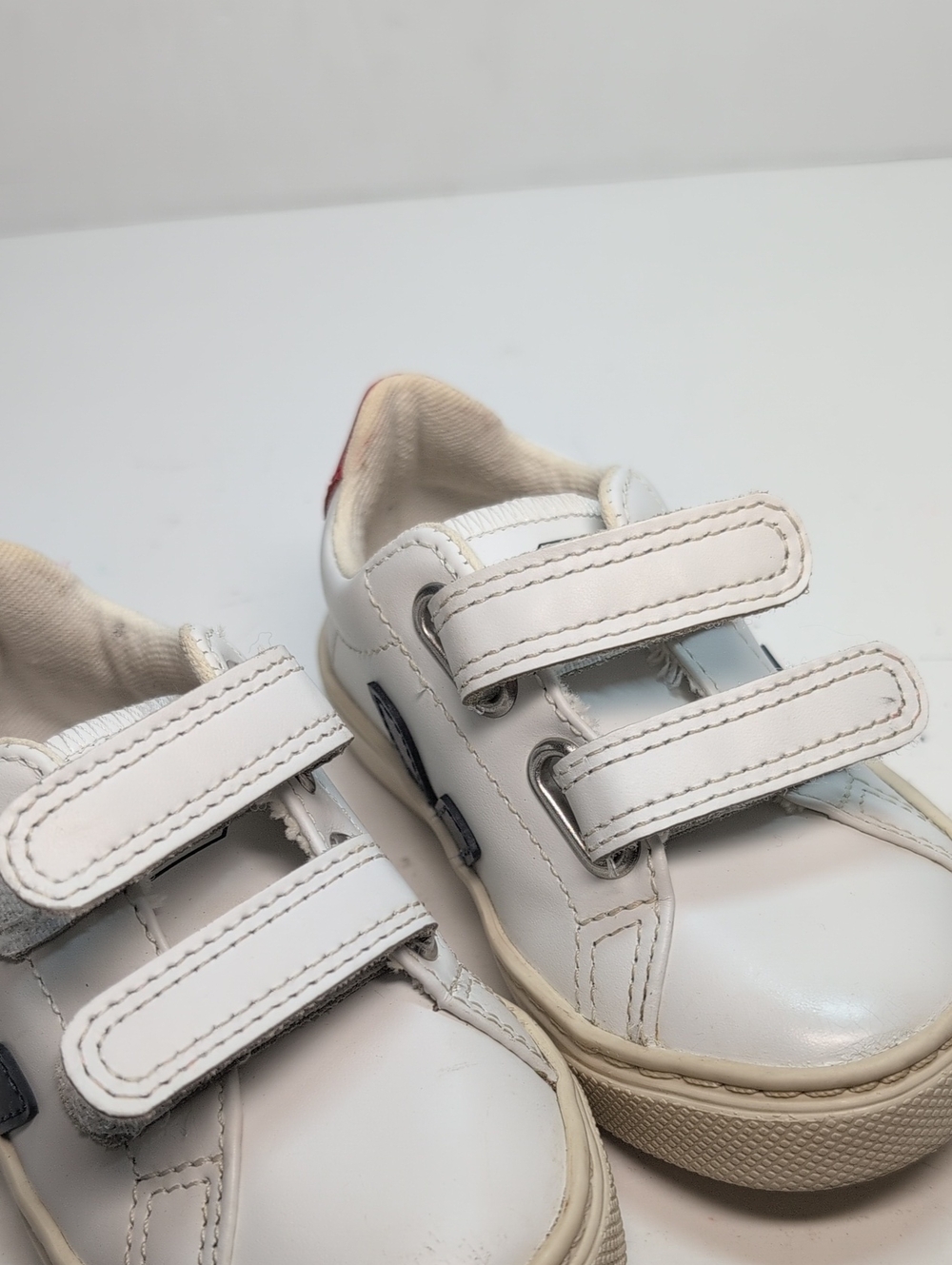 Kids toddler Esplar White leather Sneaker w/ Navy V Accent. unisex size 7 EU 23 - Picture 11 of 15